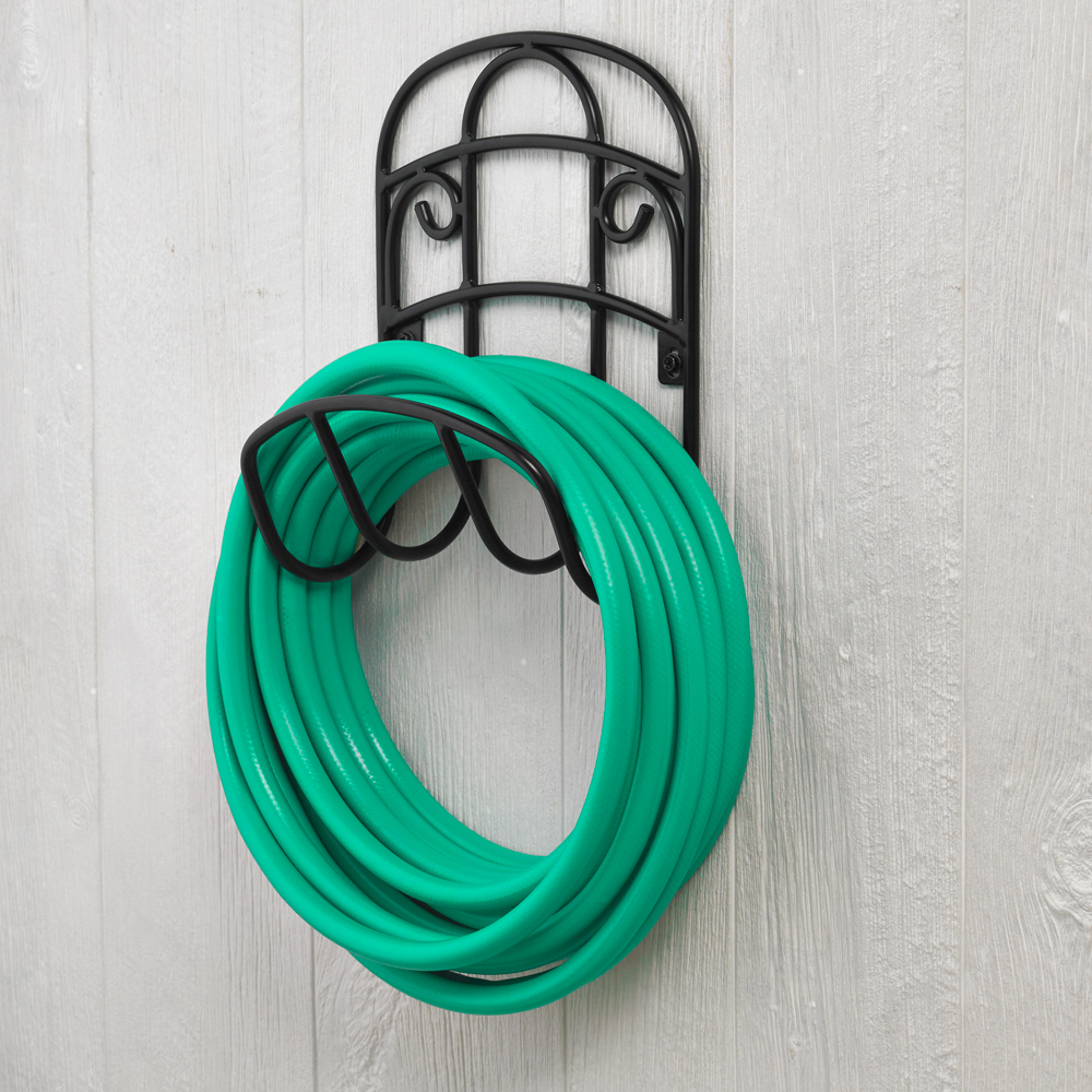 231 DECORATIVE HOSE BUTLER